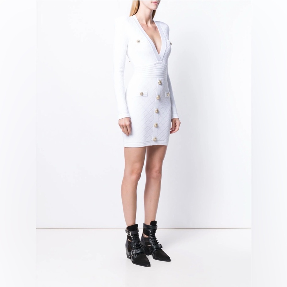 Balmain
Button embellished quilted dress - Picture 4 of 17